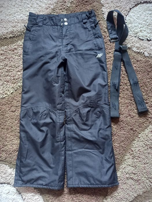 R 134 spodnie narciarskie 4F czarne aquatech 3000