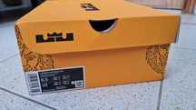Sapatilhas Lebron Witness 7