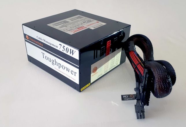 Блок питания Thermaltake Toughpower W0116RE 750 Вт Cable Management