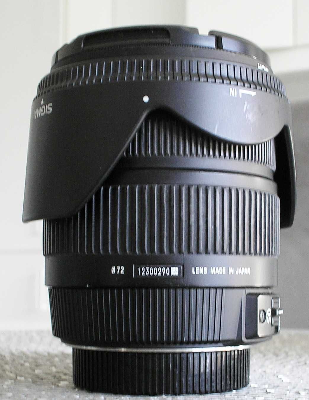 Obiektyw Sigma Nikon DC 17-70mm f/2,8-4 Macro HSM OS, + filtr UV