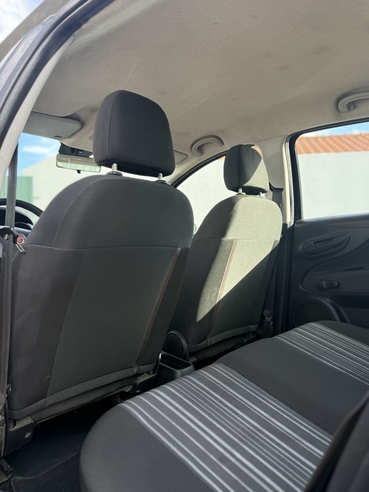 Fiat Punto Evo 1.2 / 160.000km / Apple Carplay