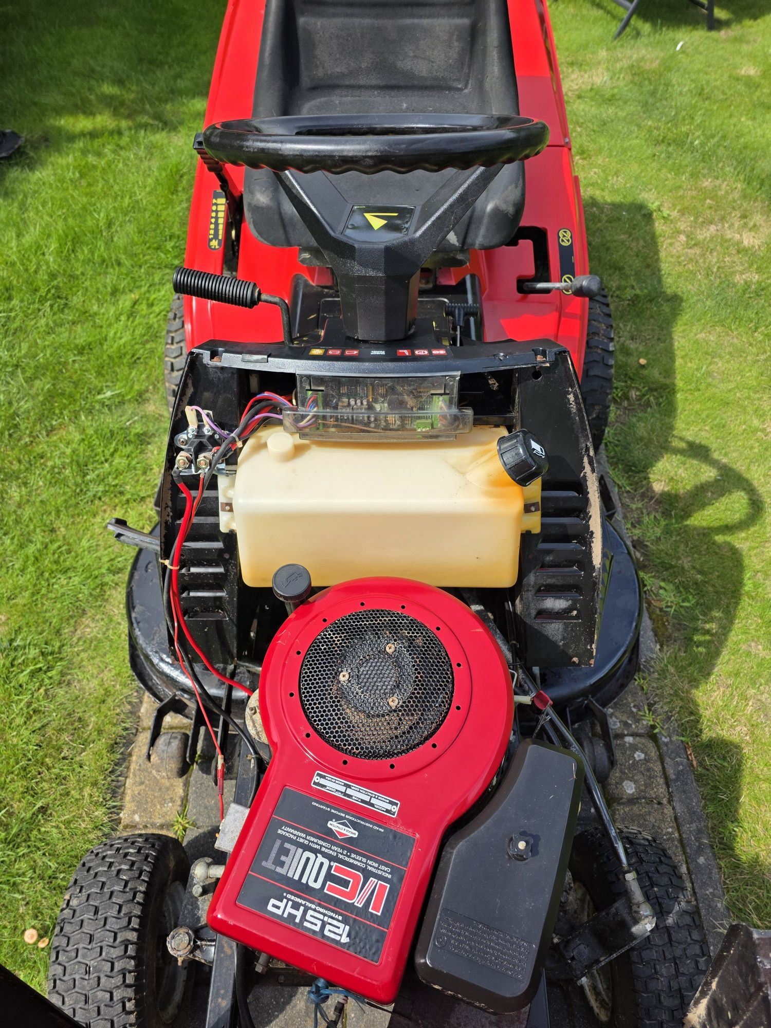 Traktorek kosiarka z koszem Castelgarden  13hp