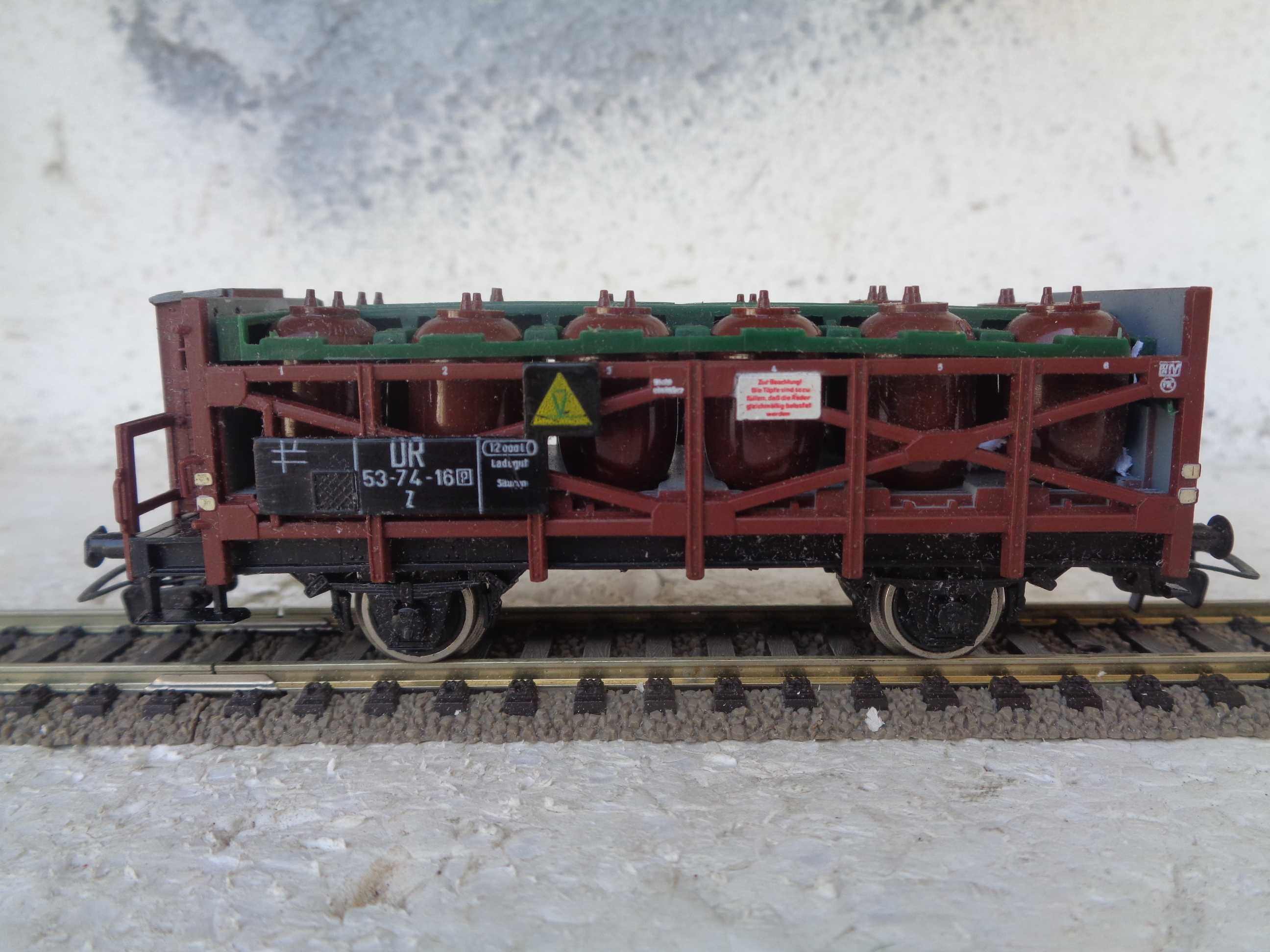 1:87 PIKO carruagem comboio mercadorias porta pipas
