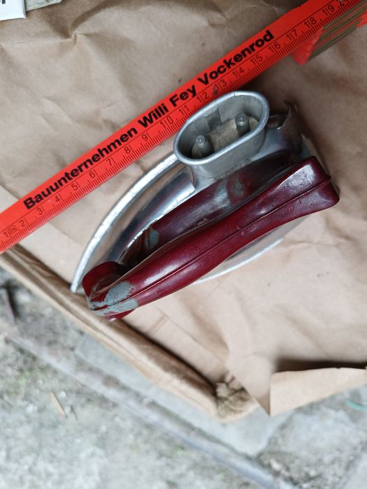 Wyprzedaż garażowa Dużo ciekawych rzeczy