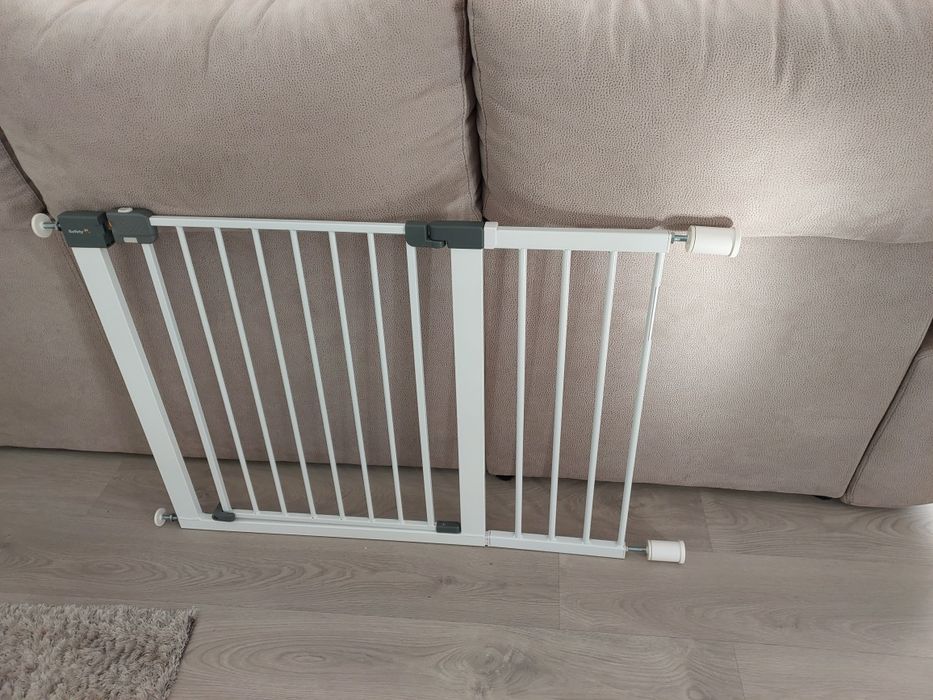 Conjunto grade de protecção para crianças