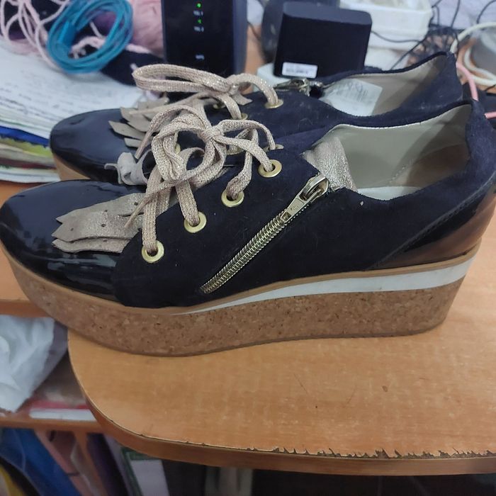 Sapatos novos tamanho 39