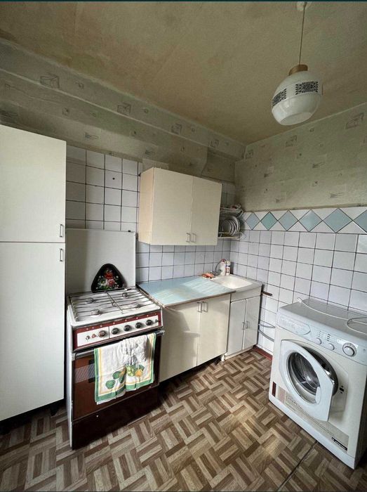 Роздільна 2 - кімнатна квартира. Воскресенський проспект 16 Б