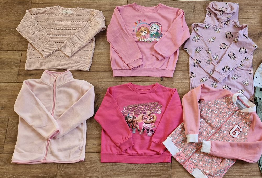 Bluzy, spodnie dresowe, dresy, sweterek, polar - rozmiar 128