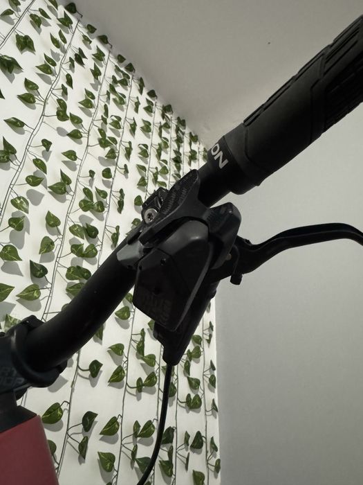 Przerzutka Sram X01 AXS + manetka Sram AXS + Bateria AXS