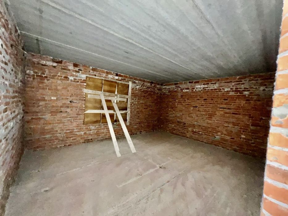 Продається 2-поверховий новозбудований будинок. Чортків