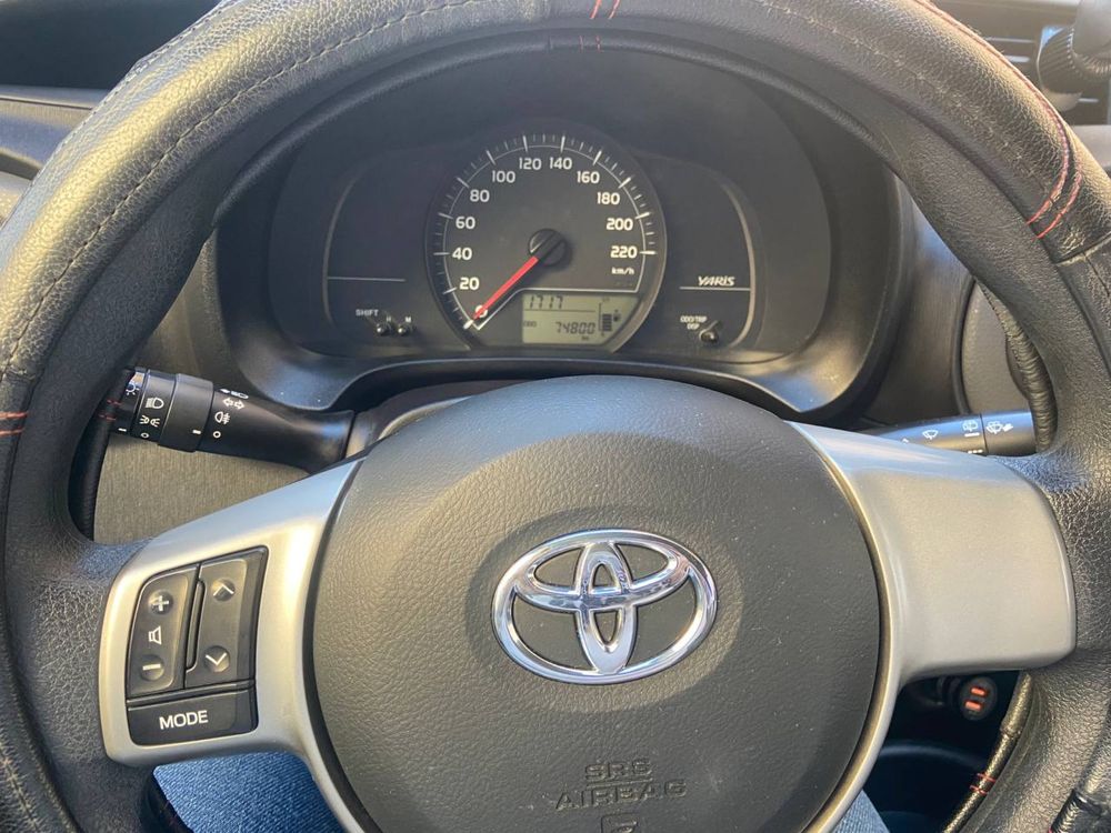 Toyota Yaris 2012