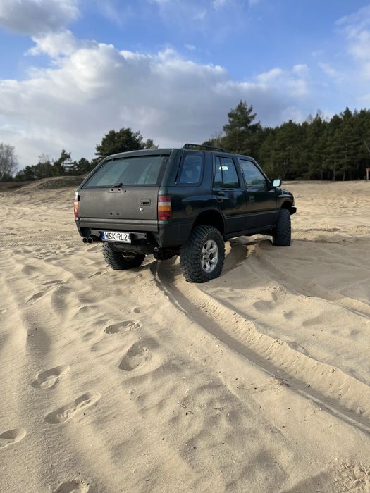 Opel Frontera A long 3.2 v6 offroad świeże opłaty!!