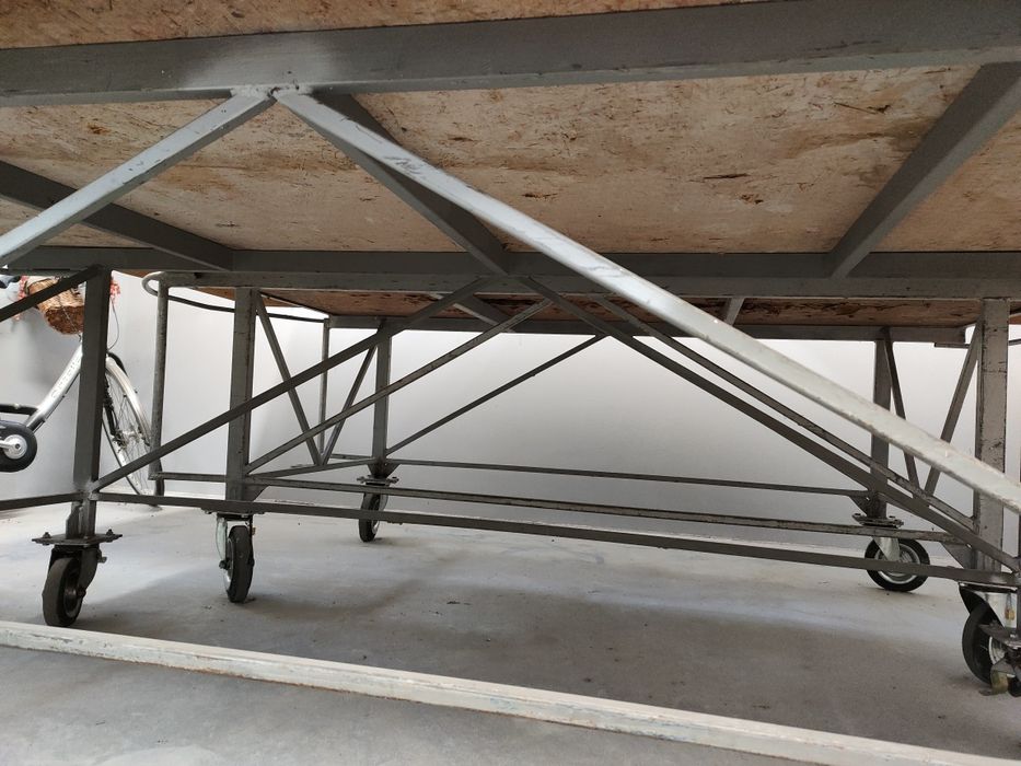 Stół techniczny montażowy przy produkcji warsztatowy  125 x 250