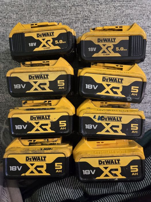 Dewalt 18v xr 5ah 24рік батареї роботчі ціна за 1шт