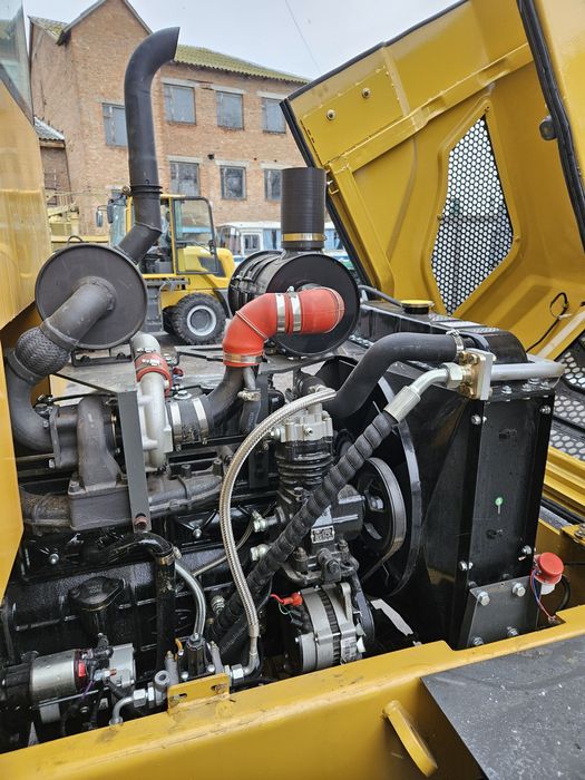 Фронтальний навантажувач Everun ER26ECO