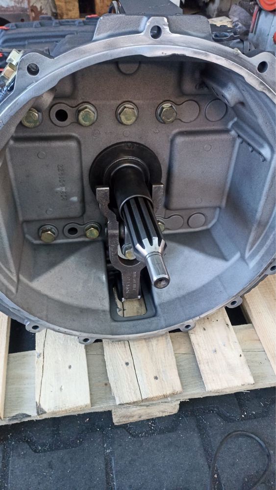 КПП МАЗ, КРАЗ ZF16-1650 на двигун ЯМЗ-7511 новая