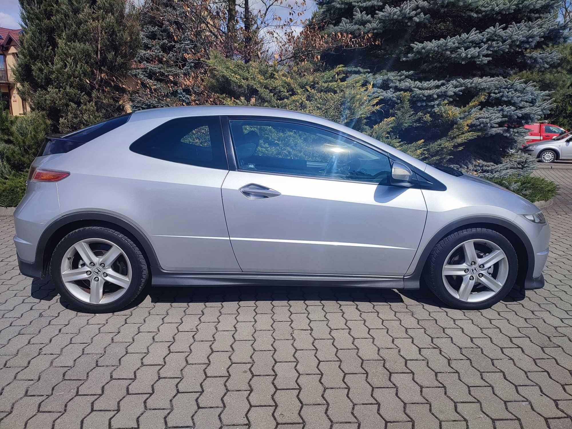 Honda Civic  ///  1.8 benzyna  ///  type S