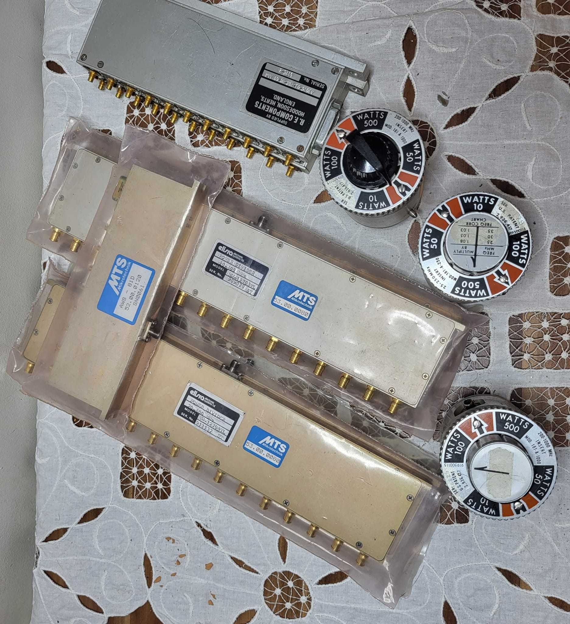 Zestaw elektroniki [ wkłady do watomierzy, wzmacniacze itp]