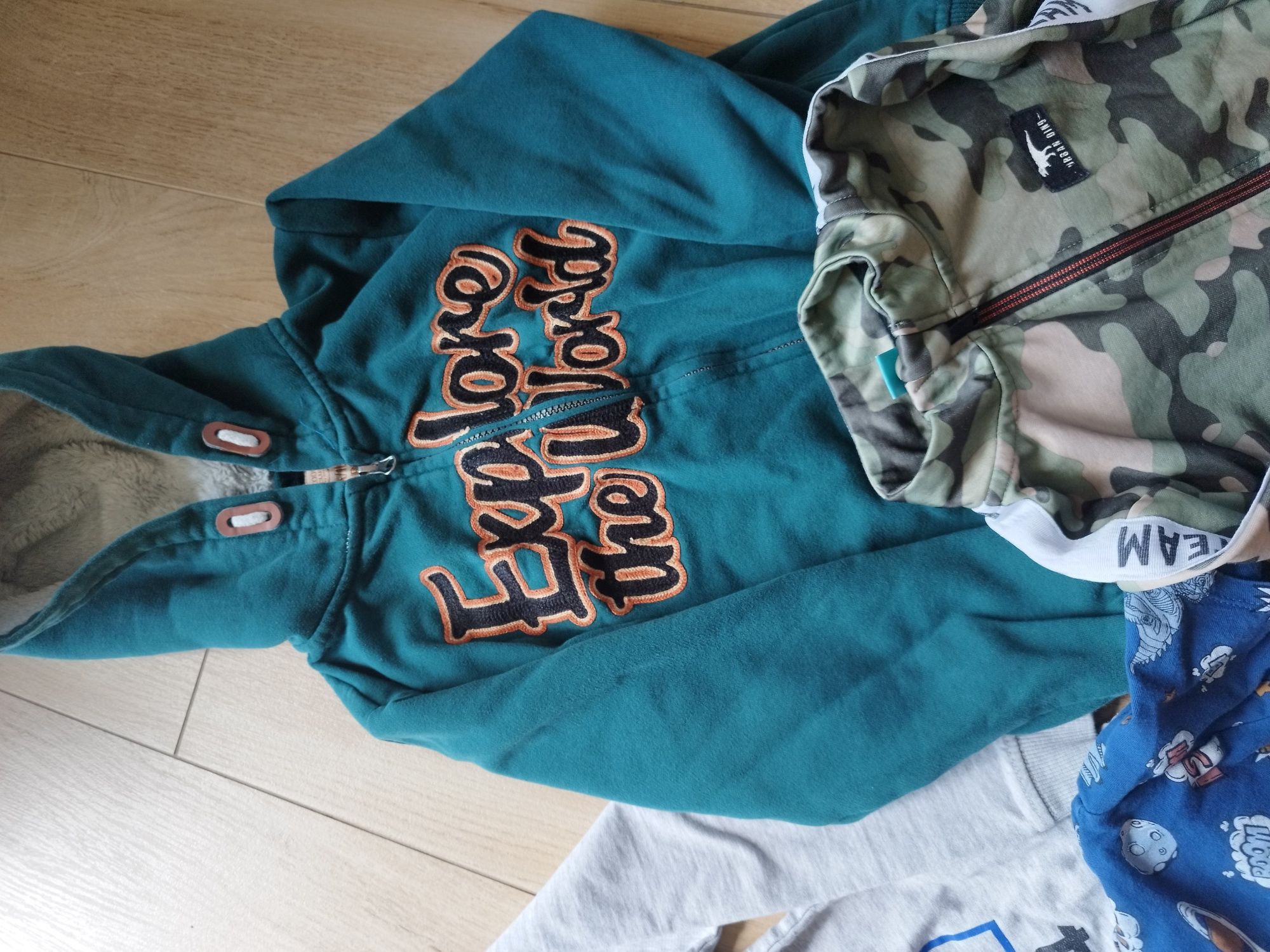 Zestaw bluzy bluza koszulka PlayStation Moro