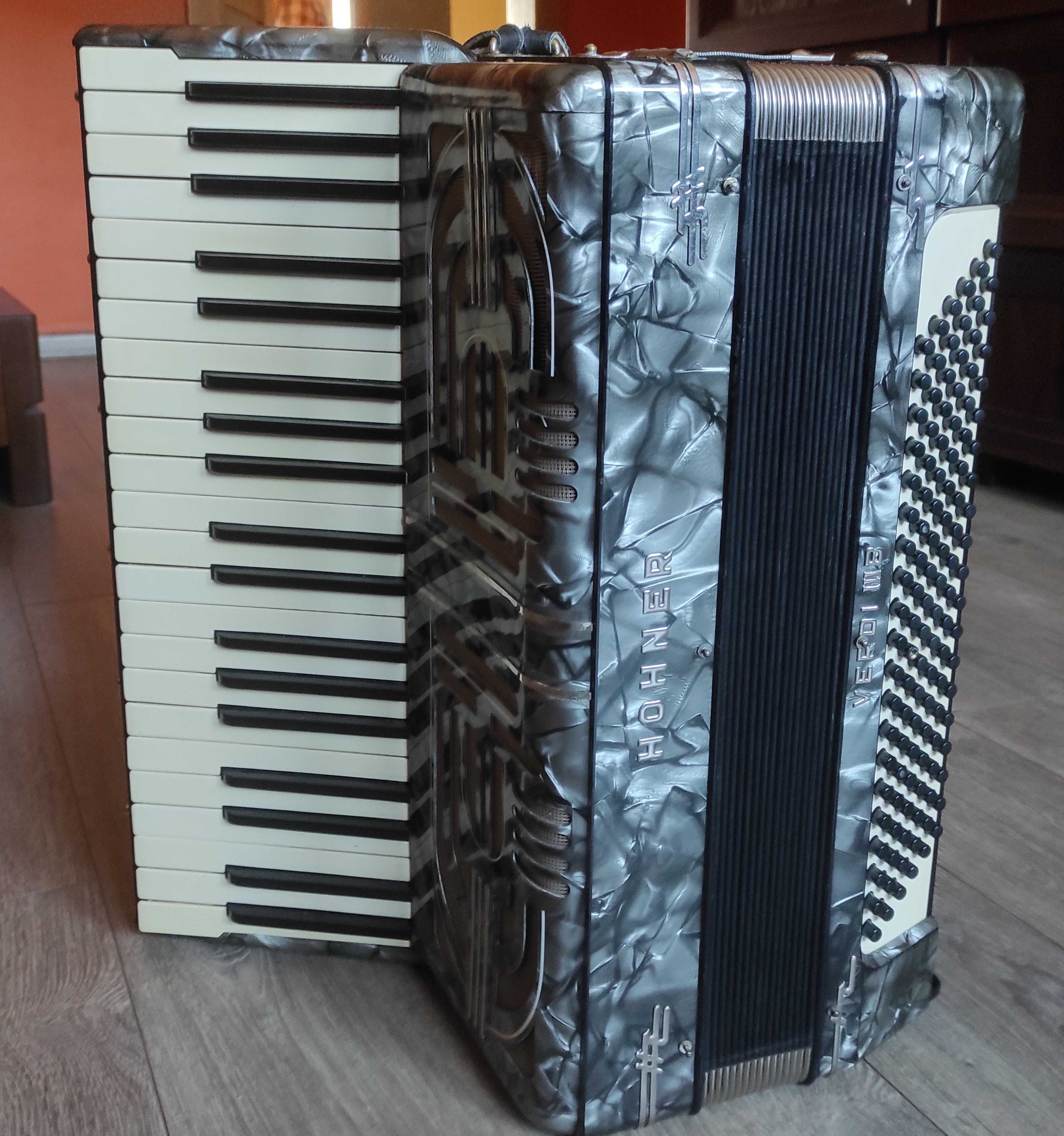 Akordeon Hohner Verdi IIIB