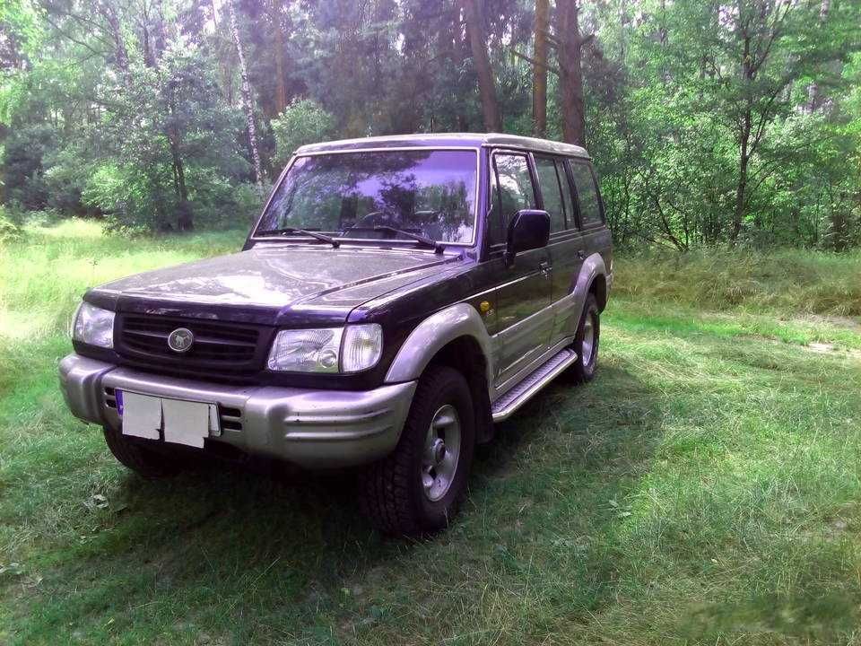 Hyundai Galloper 3,0 benzyna 2000 rok