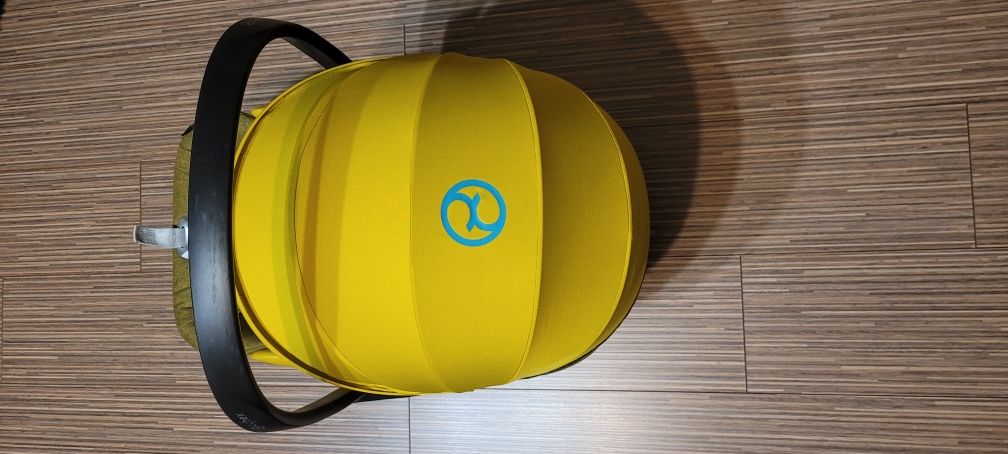 CYBEX cloud z I-size wraz z bazą base z