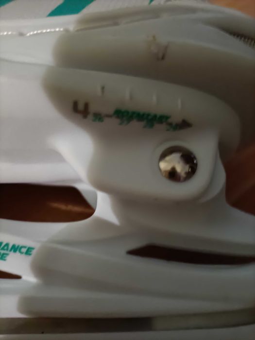 Broyx Snow star łyżwy regulowane 26-29 nowe