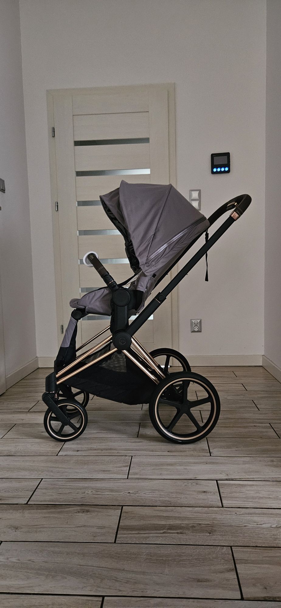 Wózek Cybex Priam 2.0 z nową spacerówką w zestawie 2w1 lub 4w1