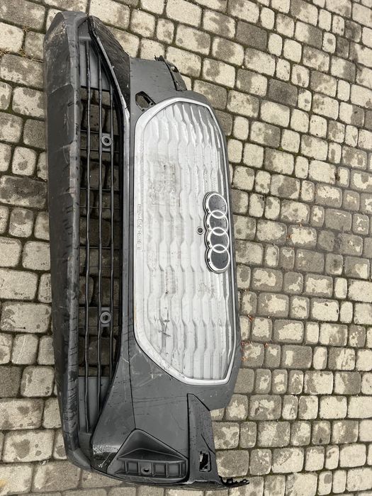 Бампер передній Audi Q4 E tron