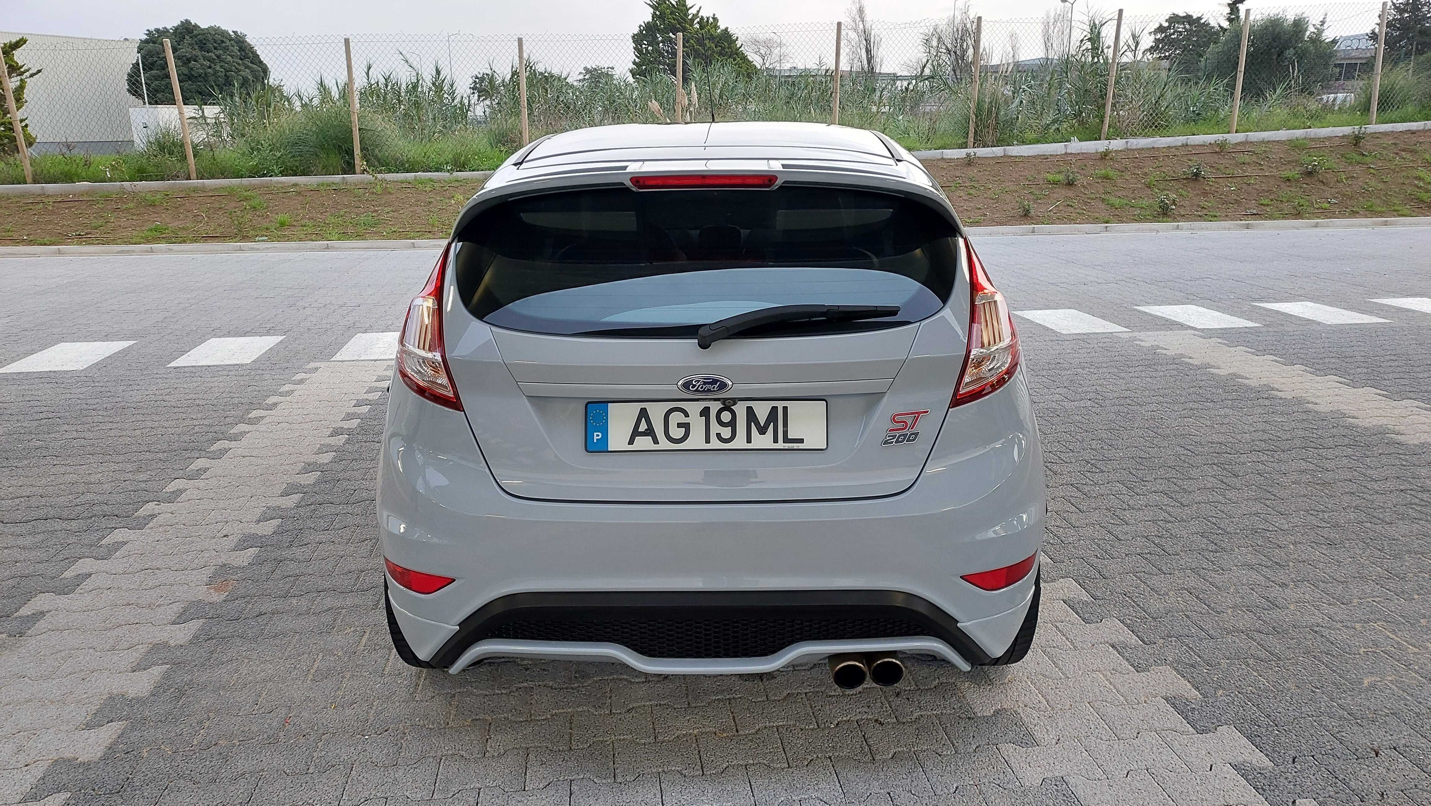 Ford Fiesta 1.6 EcoBoost ST200