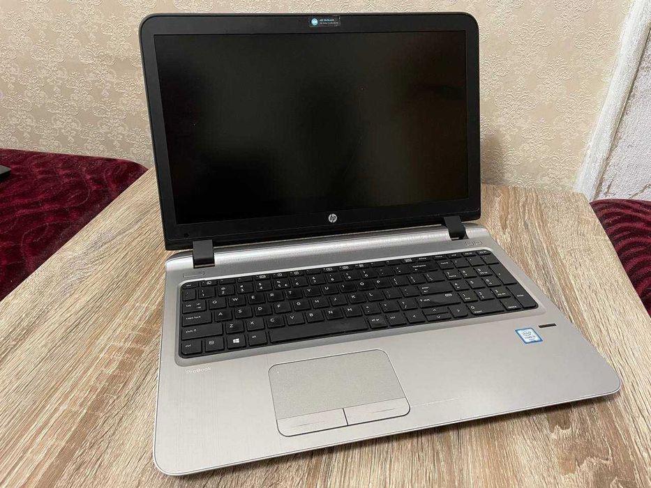 Ноутбук  Hp 8101  I5-6200U На запчастини або під відновлення