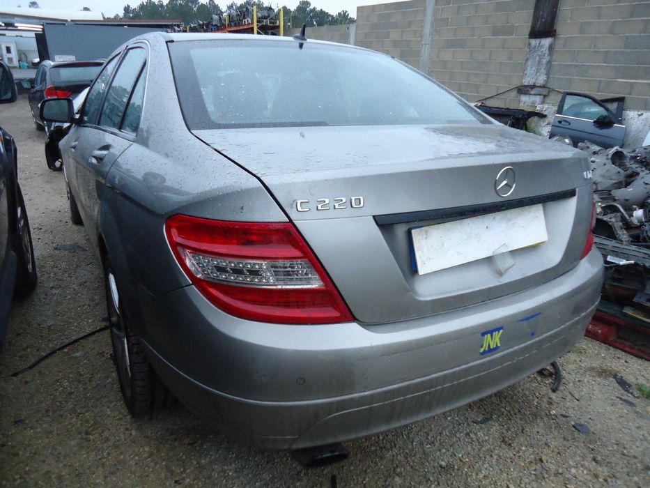 Mercedes C 220 cdi 177cv pack amg (OM646.811) de 2008 só ás peças