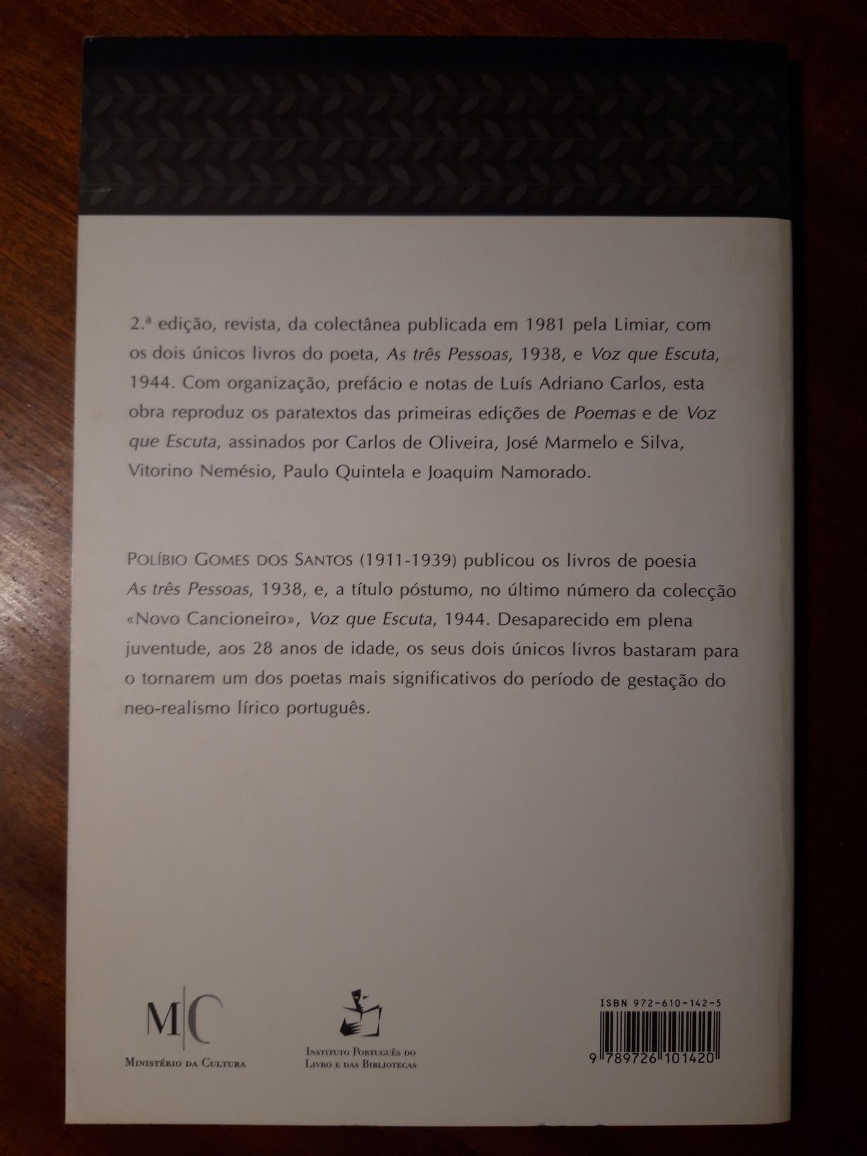 Livro "Poemas" de Políbio Gomes dos Santos