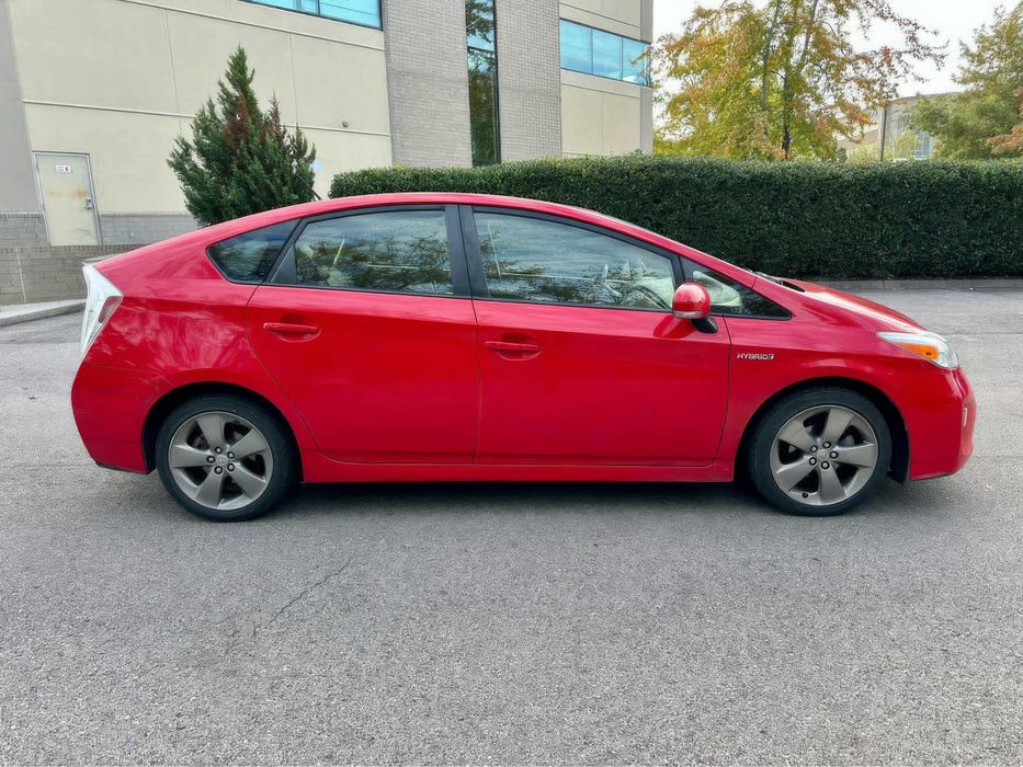 Toyota Prius Persona Series      2015