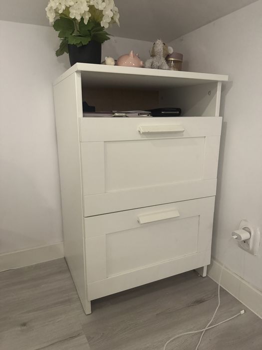 Komoda/szafka z szufladami biala