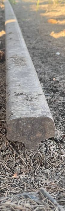 Рельс уживаний в наявності 2шт