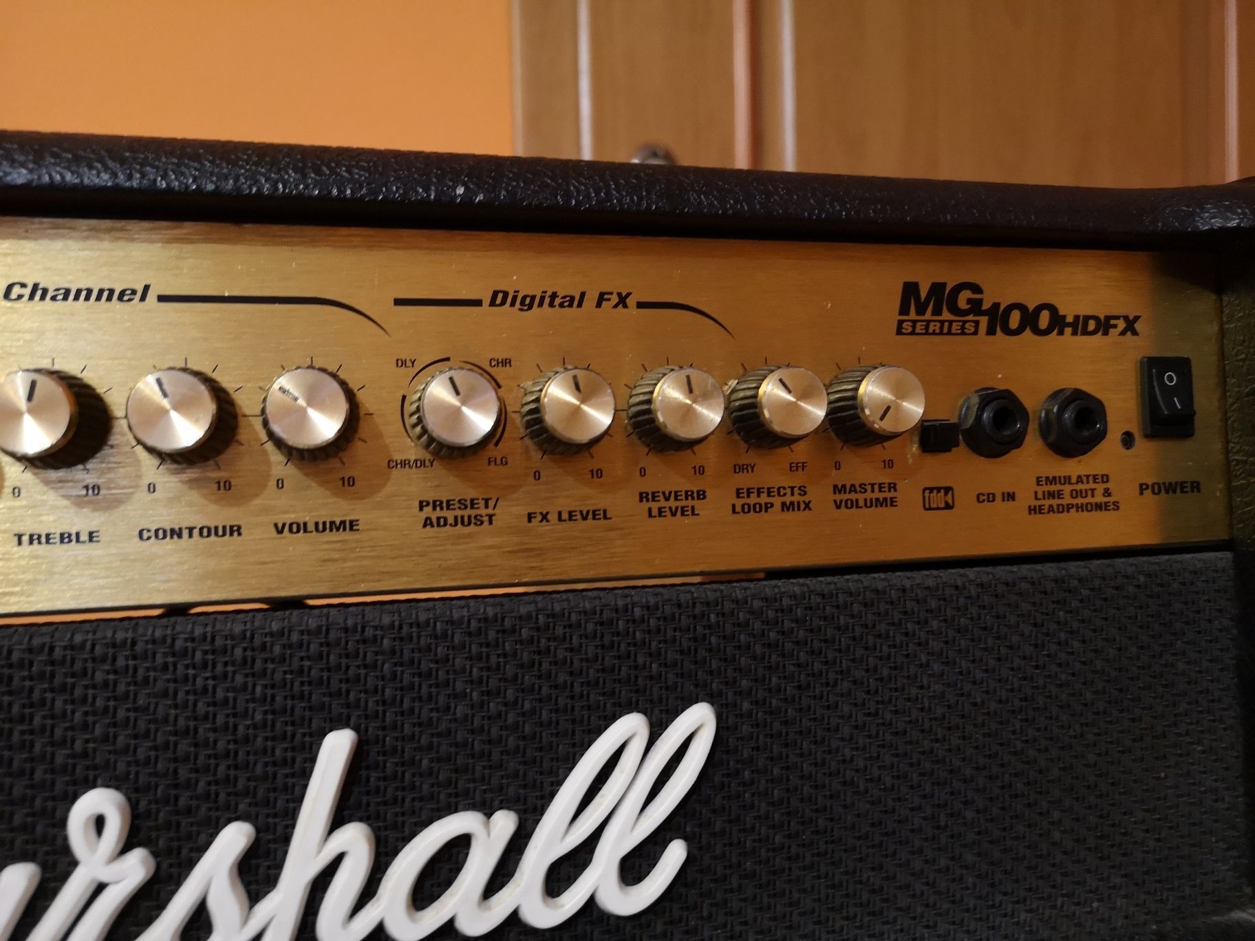 Zestaw Wzmacniacz Gitarowy Marshall MG100HDFX + Kolumna Massacra 2x12