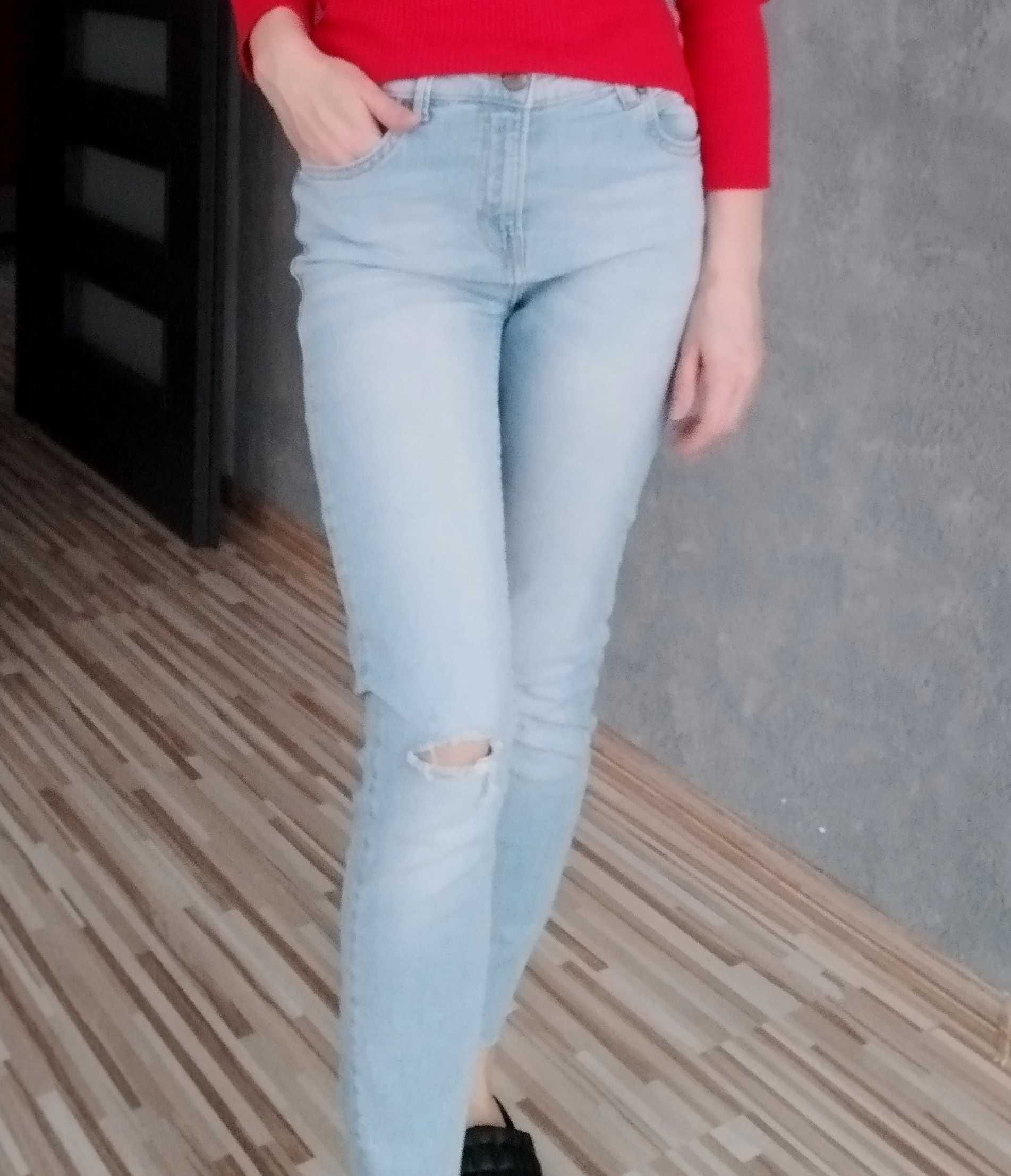 Elastyczne jeansy rurki, blękitne, Bershka, S/M