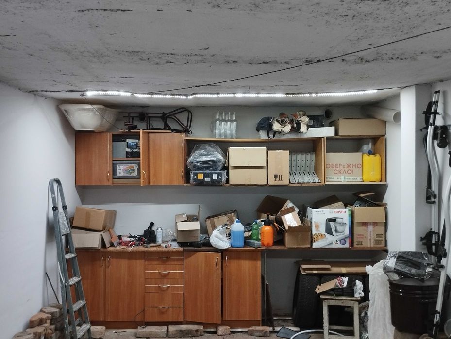 Гараж, вул Садова, кооператив "Ветеран"