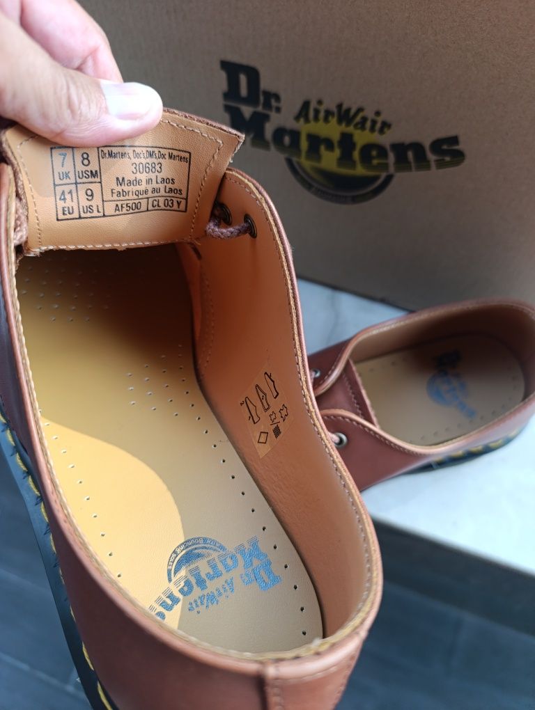 Sapatos tamanho 41 Dr Martens
