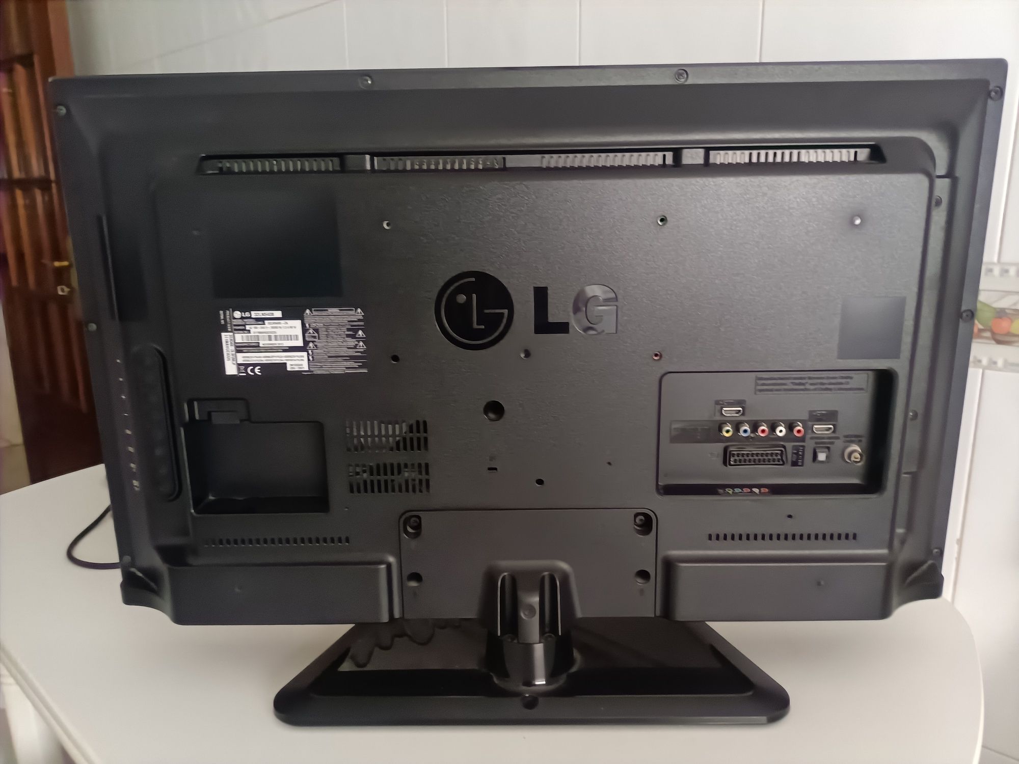 Televisão da marca LG semi nova