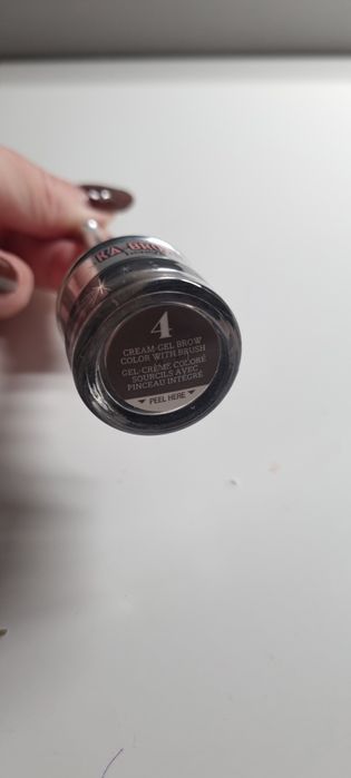 Benefit ka- brow 04