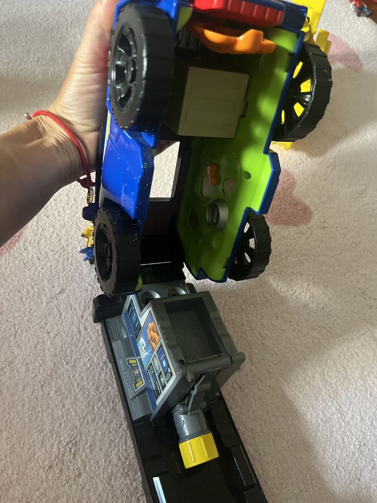 Sprzedam pojazdy Psi Patrol