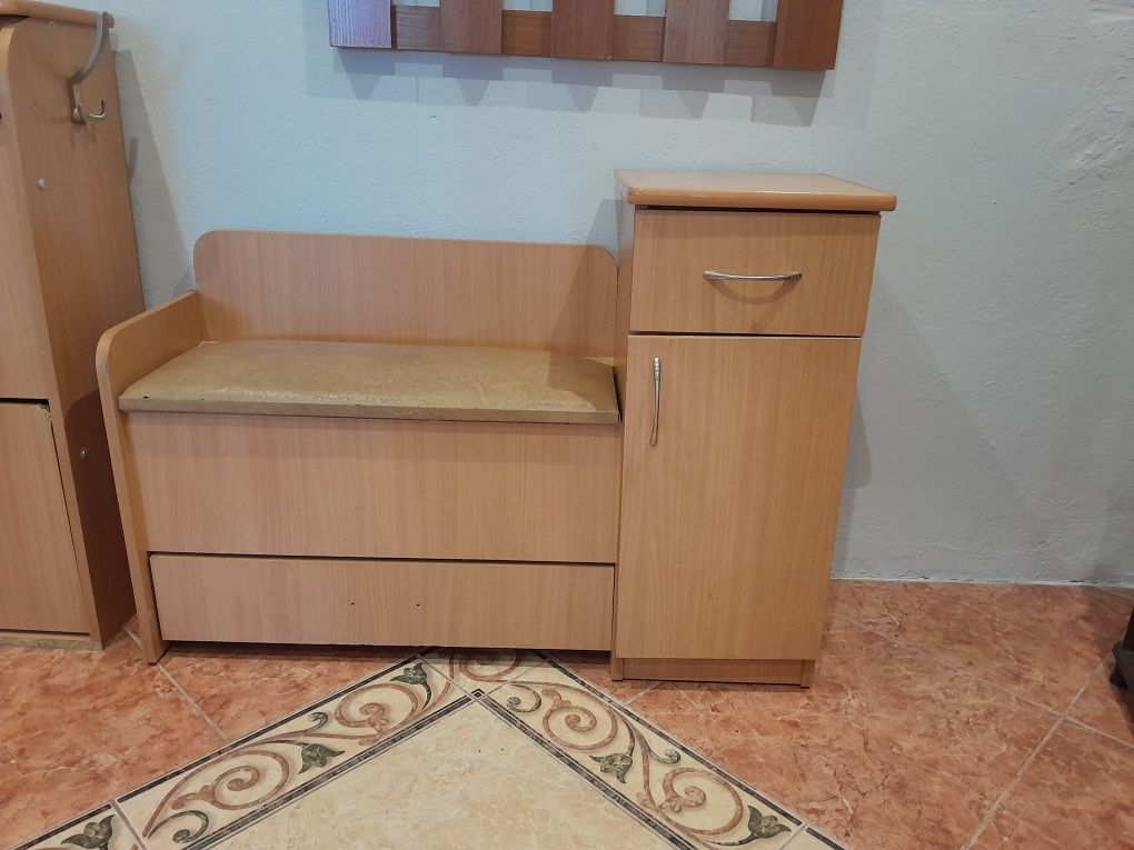 Передпокій(тумба для взуття,вішак,пуф з тумбою) Разом чи окремо
