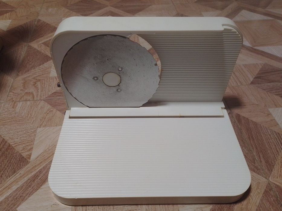 Krajalnica FORON 493 PRL