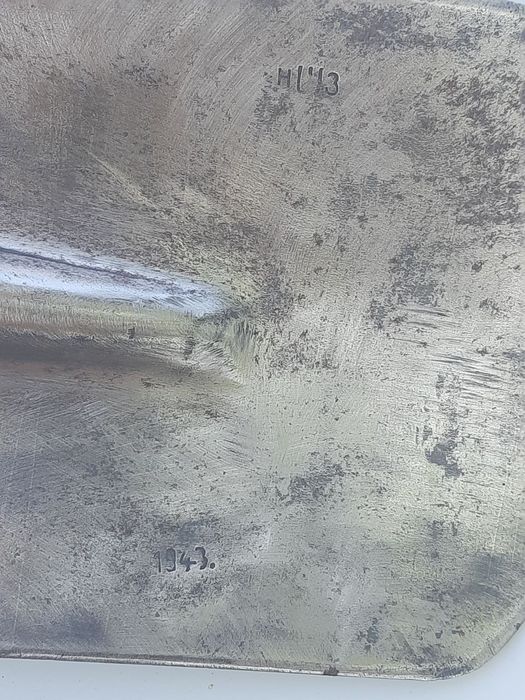 Лопатка саперка, старая.