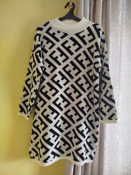 Нарядна туніка для стильної панянки