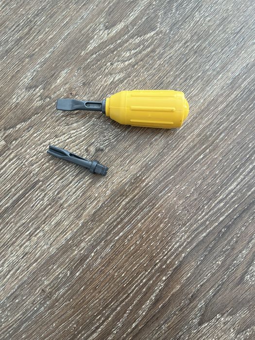 Автоконструктор вантажівка-тягач із ескаватором          іОТАМАNKO