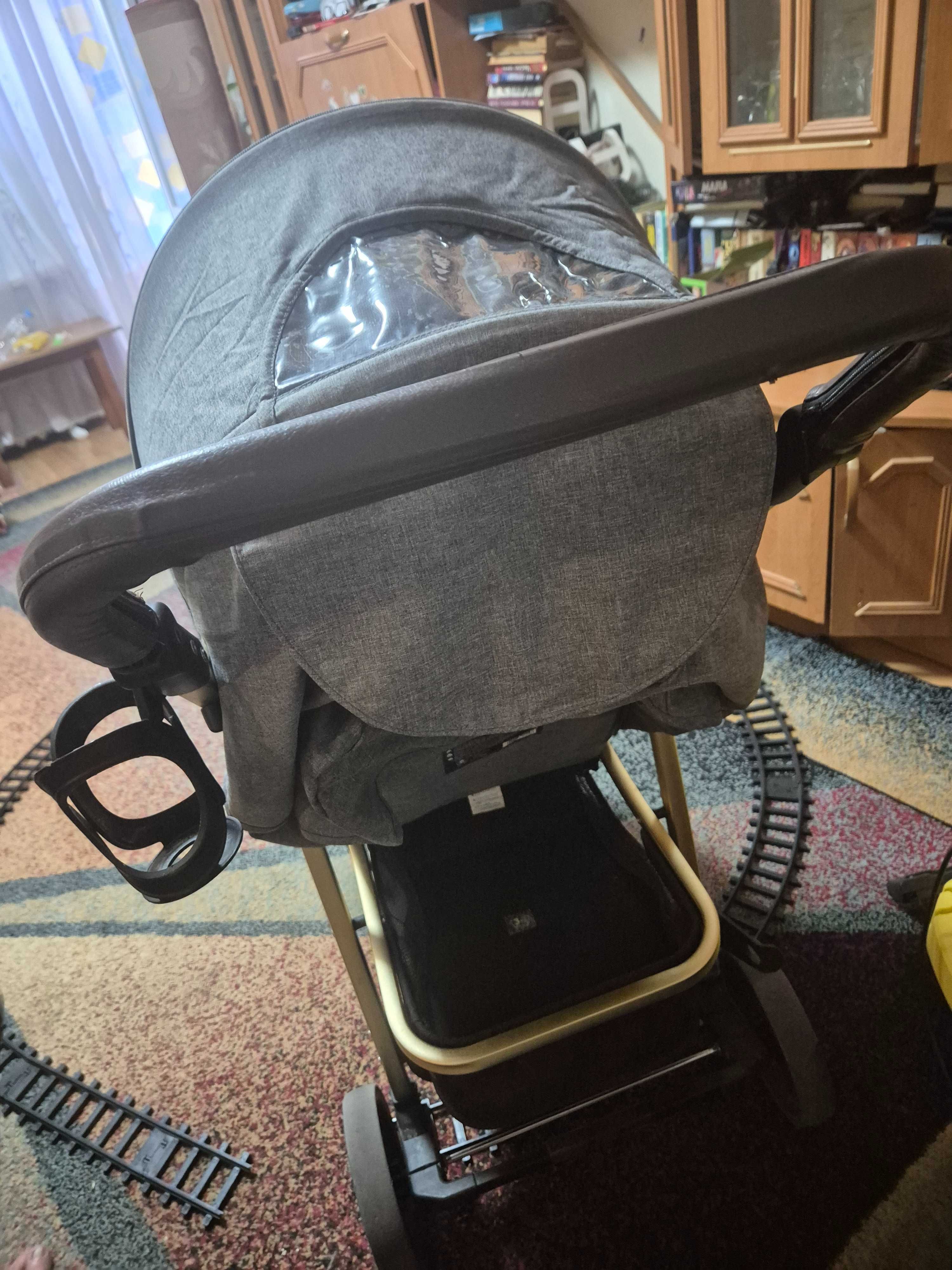 Прогулянкова коляска Carello  Echo
