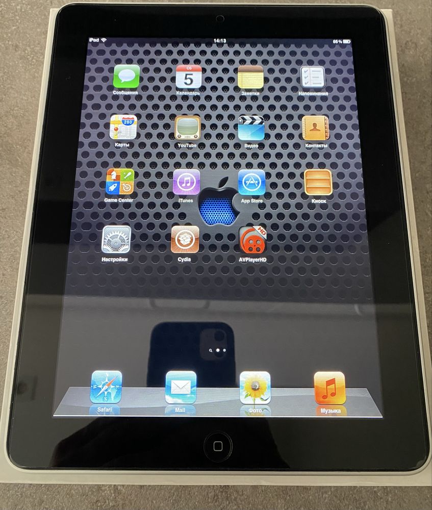 Ipad первого поколения А1219 В идеальном состоянии